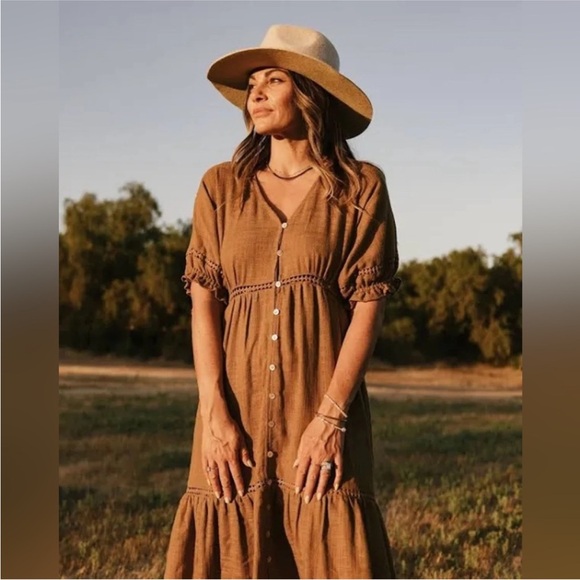 NWT Rylee + Cru Mandi Dress Size Medium - Picture 2 of 10